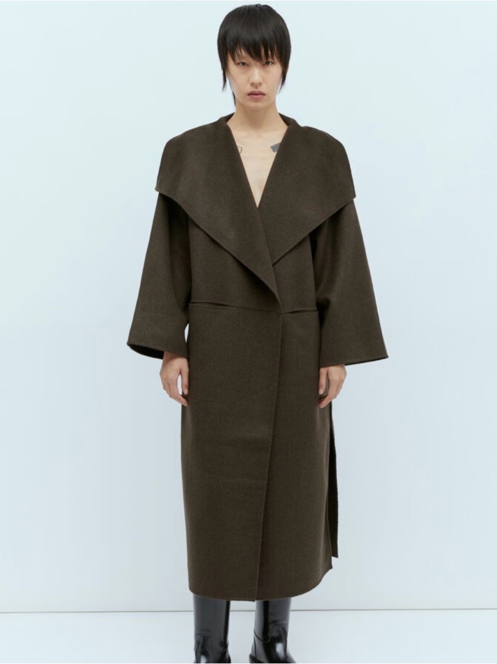 Toteme Signature Wool Cashmere Coat in brown